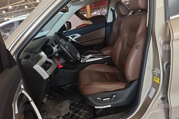 Used Geely Auto Emgrand X7 Sport 2016 1.8TD Automatic All-Wheel-Drive ZhiZun Edition