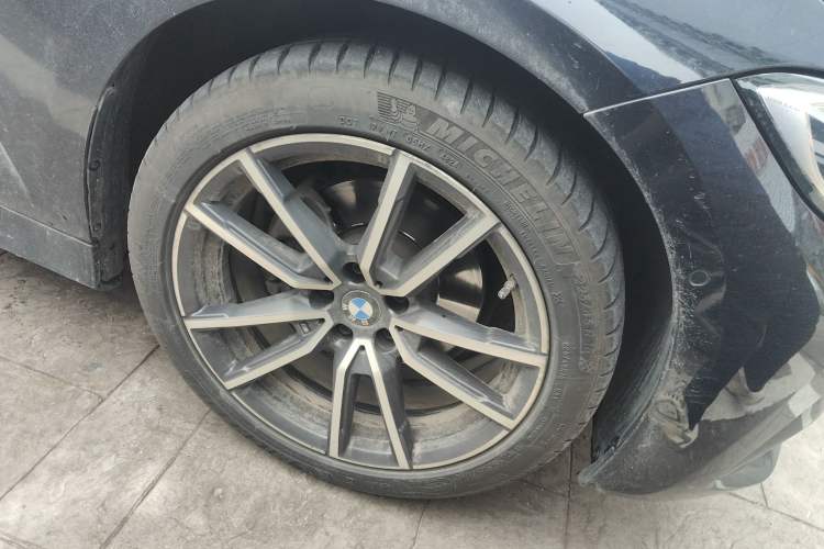 Used BMW 3 Series 2021 Second Facelift 325Li M Sport Package
