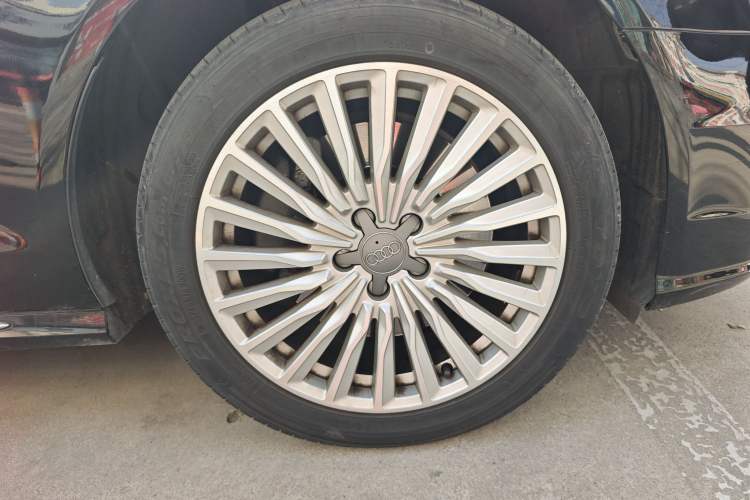 Used Audi A6L New Energy 2018 40 e-tron Right Front Wheel Hub