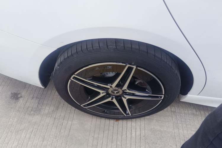 Used Mercedes-Benz C-Class 2023 Restyled C 260 L Night Edition Sports Version
