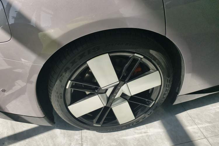 Used XPeng P7 2025 Model—702 Long Range Ultra