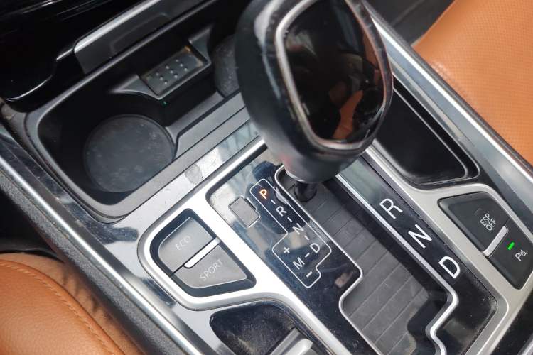 Used Geely Auto Emgrand GT 2015 1.8T Luxury Model