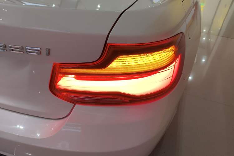 Used BMW 2 Series 2019 225i Convertible Coupe Sports Design Package
