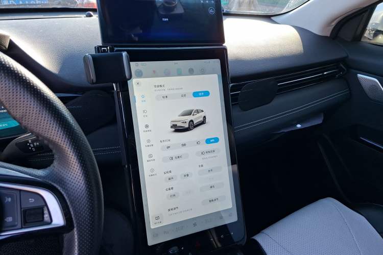 Used XPeng G3 2021 G3i 460N Audio And AC Panel