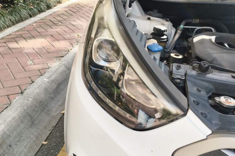 Used Hyundai ix35 2013 2.0L Automatic Two-Wheel Drive Smart GLS China IV Standard