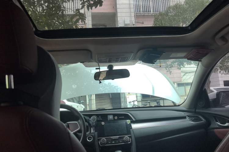 Used Honda Civic 2016 220TURBO CVT Luxury Edition