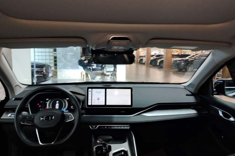 Used Geely Auto Preface 2023 2.0TD Luxury Version
