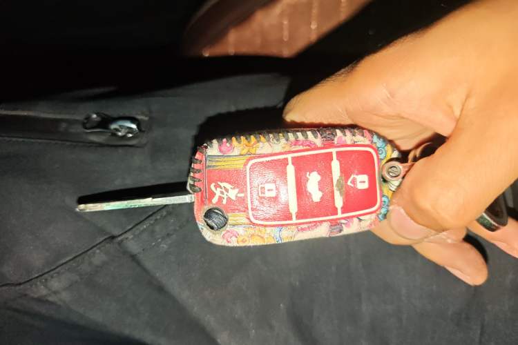 Used Volkswagen Jetta 2015 Value Edition 1.6L Automatic Fashion Version Vehicle Key