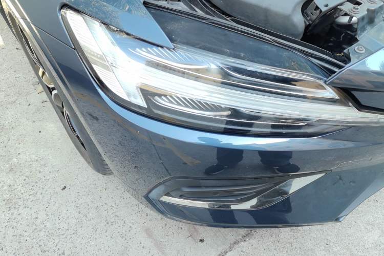 Used Volvo S60 2022 B4 Zhiyi Luxury Edition
