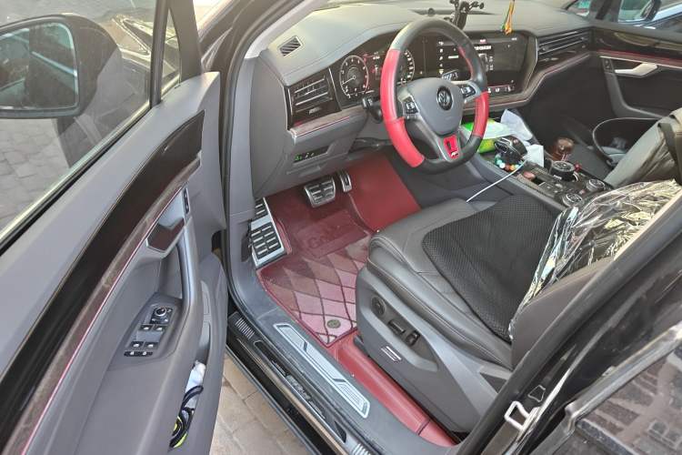 Used Volkswagen Touareg 2019 2.0TSI Ruiyi Edition China VI Standard
