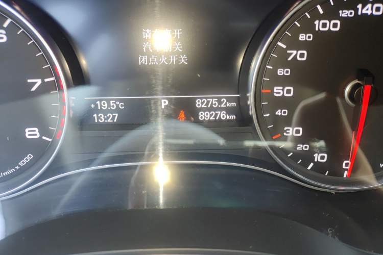 Used Audi A7 2018 40 TFSI Ambition Edition Odometer Close Up