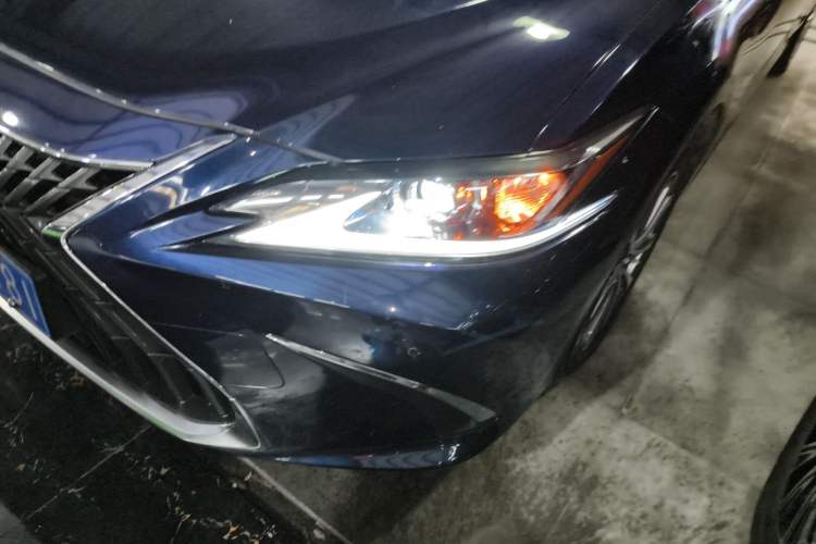 Used Lexus ES 2022 200 Excellence Edition
