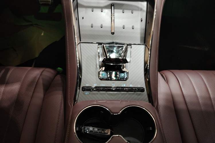 Used Denza Z9GT 2024 1100 Four-Wheel Drive Max Edition
