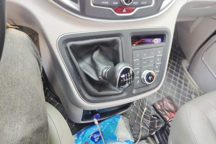 Used JAC Refine M4 2020 2.0 CTI Diesel Manual - Jingxiang Version China VI Standard
