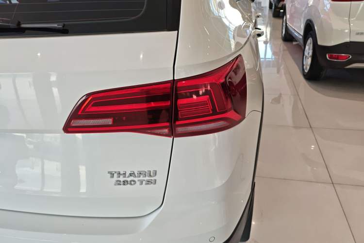 Used Volkswagen Tharu 2020 280TSI Two-Wheel Drive Luxury Plus Version China VI Standard Exterior 3