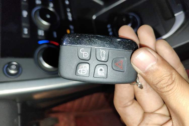 Used Land Rover Discovery Sport 2017 2.0T SE