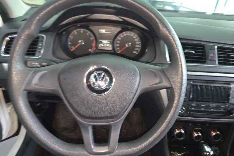 Used Volkswagen Lavida 2018 Classic 1.5L Automatic Fashion Edition China VI Standard