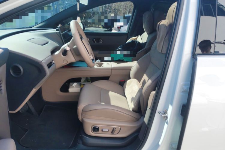 Used Li Auto Li Auto i6 2025 Model Two-Wheel-Drive Standard Type