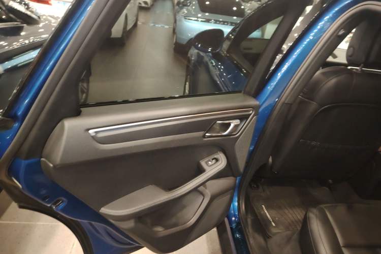 Used Porsche Macan 2018 Macan 2.0T