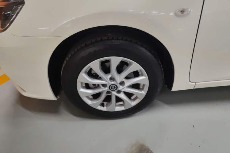 Used Nissan Sylphy 2022 Classic 1.6XL CVT Luxury Edition Left Front Wheel Hub