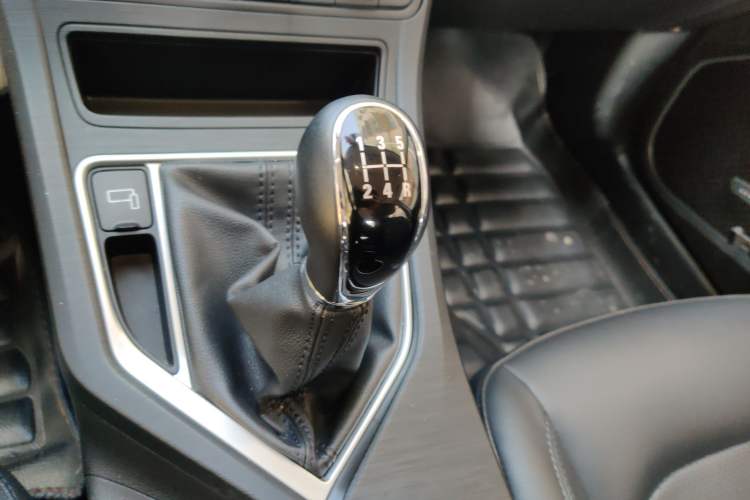 Used Geely Auto Vision 2020 Revised 1.5L Manual Asian Games Edition
