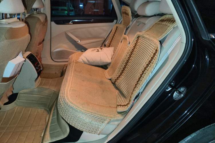 Used Volkswagen Passat 2013 1.8TSI DSG Prestige Edition Left Rear Seat