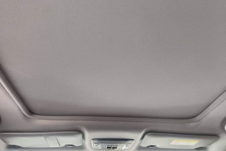 Used Honda XR-V 2015 1.8L VTi CVT Luxury Edition Headliner