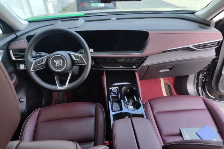 Used Buick Envision 2025 Encore Plus 28T Two-Wheel-Drive Platinum Edition