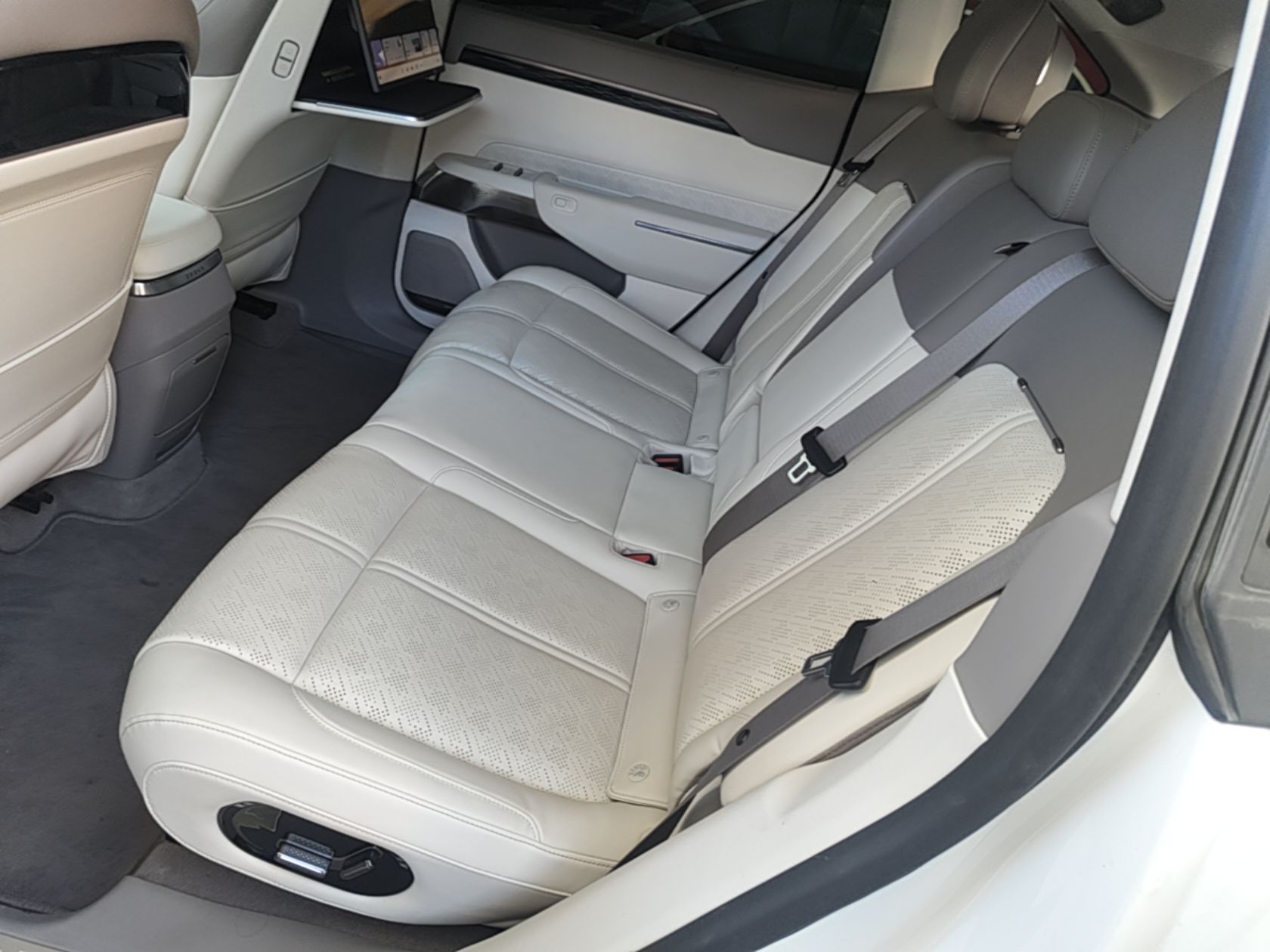 Zeekr 7X 2025 75 kWh Rear-Wheel Drive Intelligent Driving Version — снимка 20