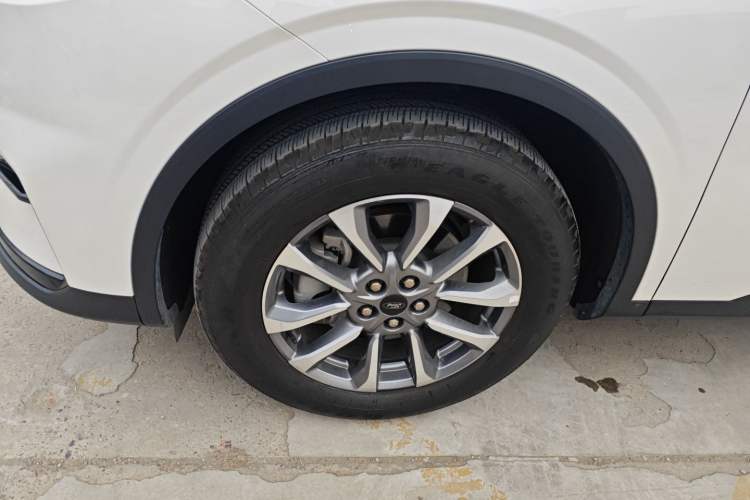 Used Ford Edge 2023 Ford Explorer L 2.0T EcoBoost E-Hybrid Two-Wheel Drive 7-Seater Luxury Model