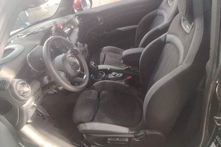 Used MINI JCW 2023 Facelift 2.0T JOHN COOPER WORKS ALL-IN
