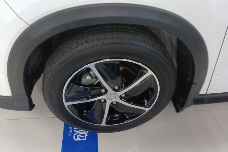 Used Honda Vezel 2020 1.5L CVT Pioneer Edition
