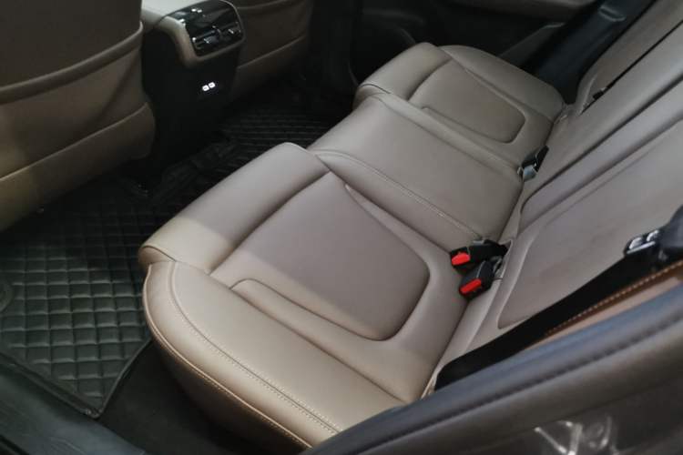 Used GAC Trumpchi GS4 2024 MAX 1.5T Flagship Edition Left Rear Seat