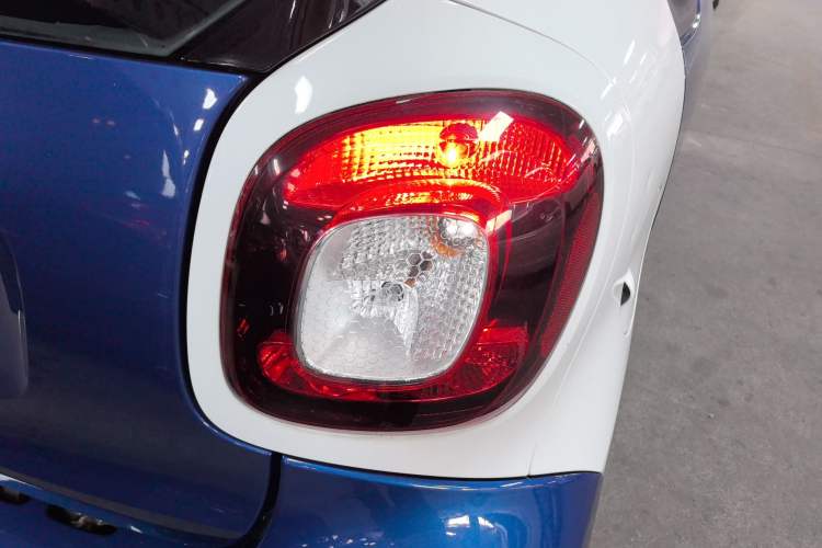 Used smart fortwo 2015 1.0L 52 kW Hardtop Passion Edition