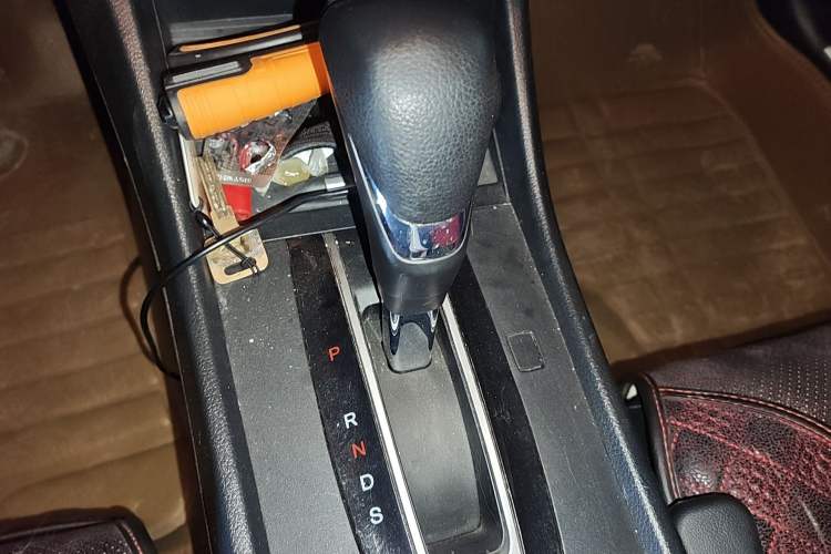 Used Honda Jade 2014 1.8L Automatic Comfort Elite Version 5 Seats
