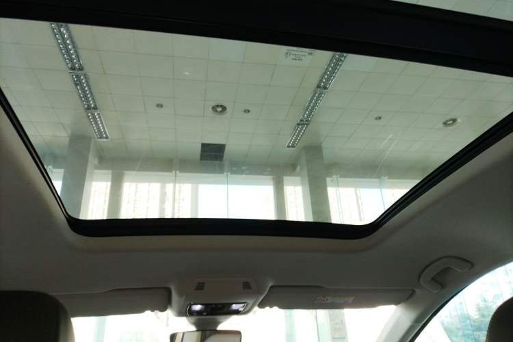 Used Volkswagen Viloran 2024 330TSI Luxury Edition