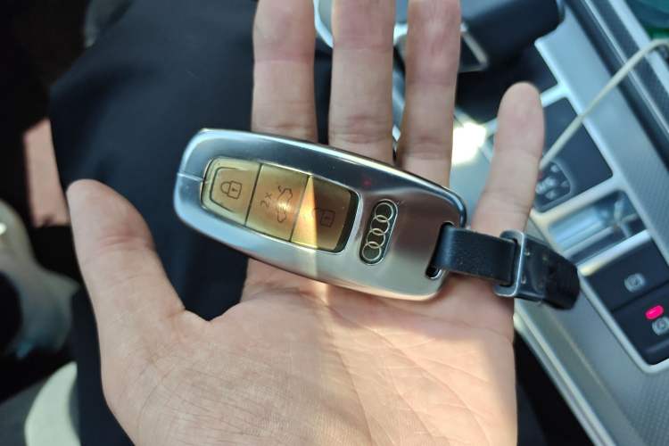 Used Audi A6L New Energy 2020 55 TFSI e quattro Vehicle Key