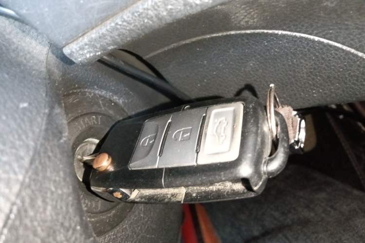 Used FORTHING Joyear S50 2014 1.5L Manual Luxury Model
