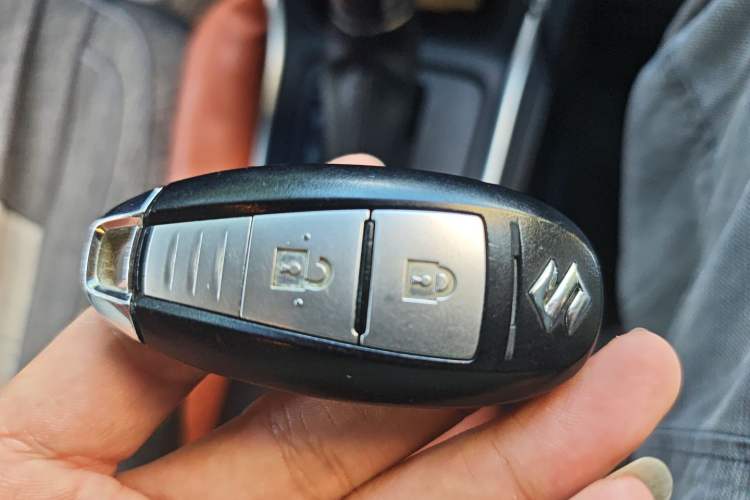 Used Suzuki S-Cross 2014 1.6L CVT Two-Wheel Drive Entry Model