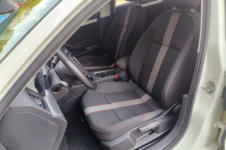 Used Volkswagen Lamando 2021 230TSI DSG Fashion Edition
