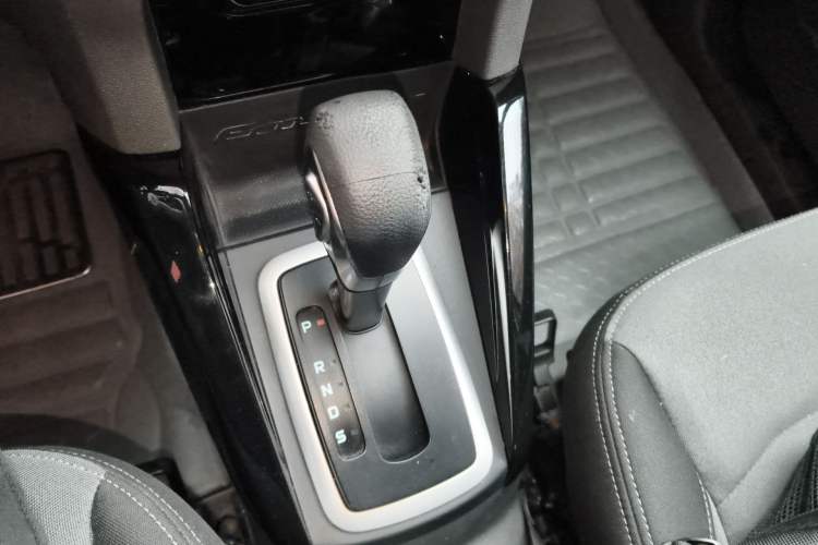 Used Ford EcoSport 2013 1.5L Automatic Fashion Model Gear Lever