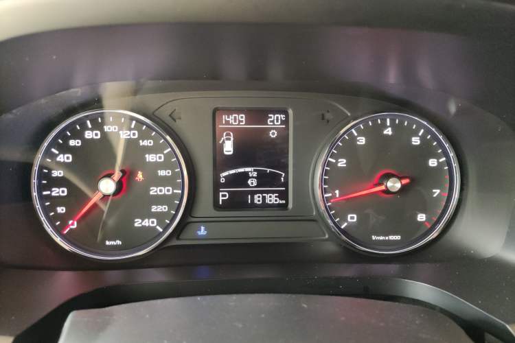 Used Roewe i6 2018 20T Automatic Flagship Edition