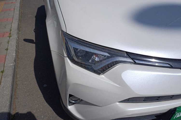 Used Toyota RAV4 2016 2.0L CVT Two-Wheel Drive Smart Edition China V Standard
