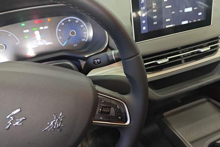 Used Hongqi E-QM5 2025 500km Range Commuter Version