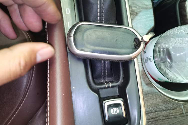 Used Buick Envision 2017 28T Four-Wheel Drive Elite Model
