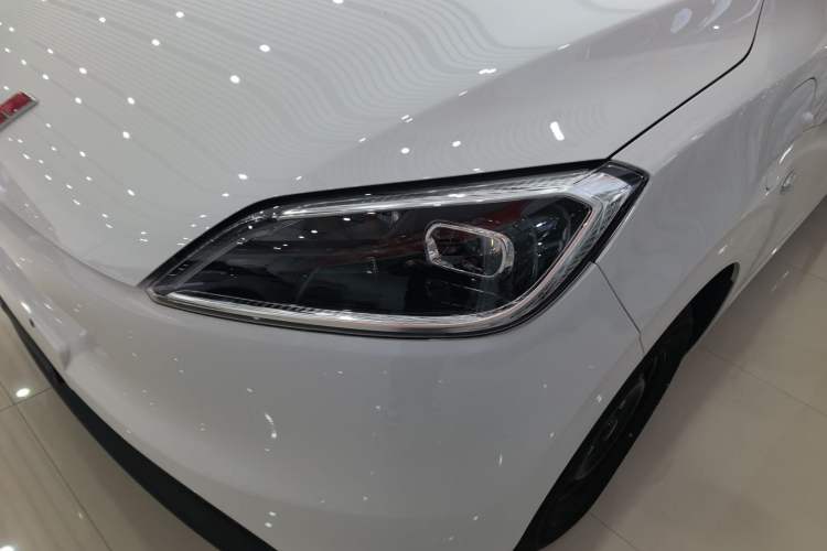 Used Wuling Hongguang New Energy 2024 All-Electric Model 300KM Practical Version
