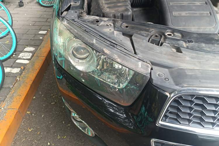 Used Chevrolet Captiva 2014 2.4L 4x4 Flagship Edition 7 Seats
