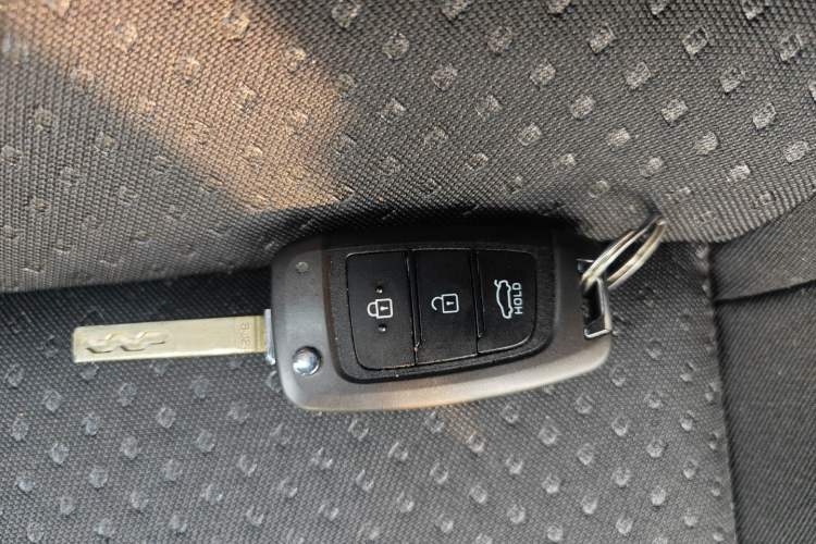 Used Hyundai Celesta 2018 1.6L Automatic GL Enjoyment Edition China VI compliant
