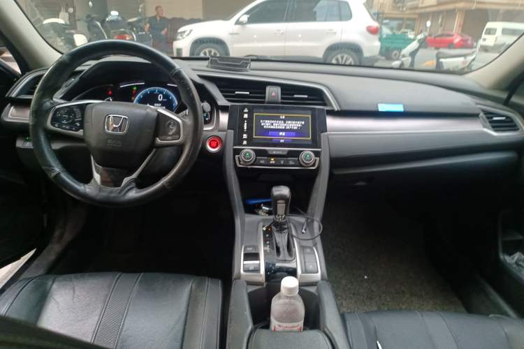Used Honda Civic 2016 220TURBO CVT Prestige Edition Center Console