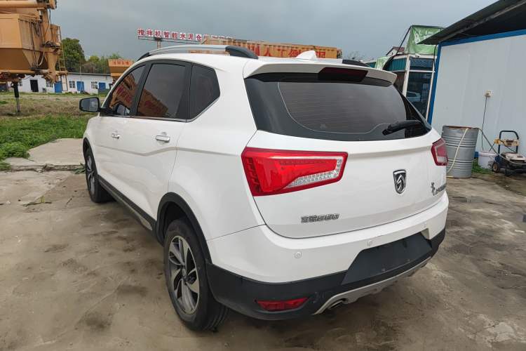 Used Baojun 560 2016 1.8L iAMT Luxury Model Rear Left 45 Deg